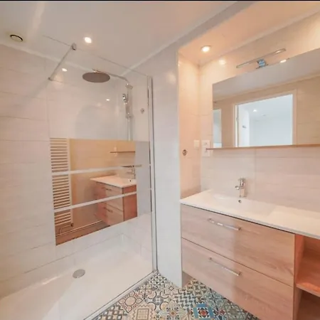 A La Frontiere Villa Mont-Saint-Martin (Meurthe-et-Moselle)